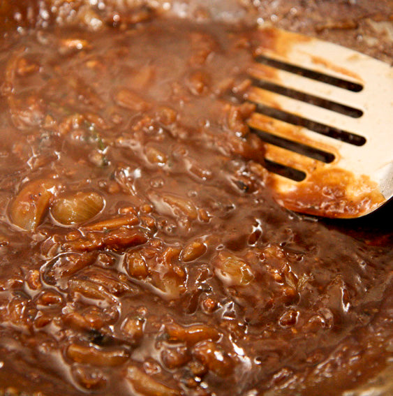 Onion Gravy for Bangers and Mash